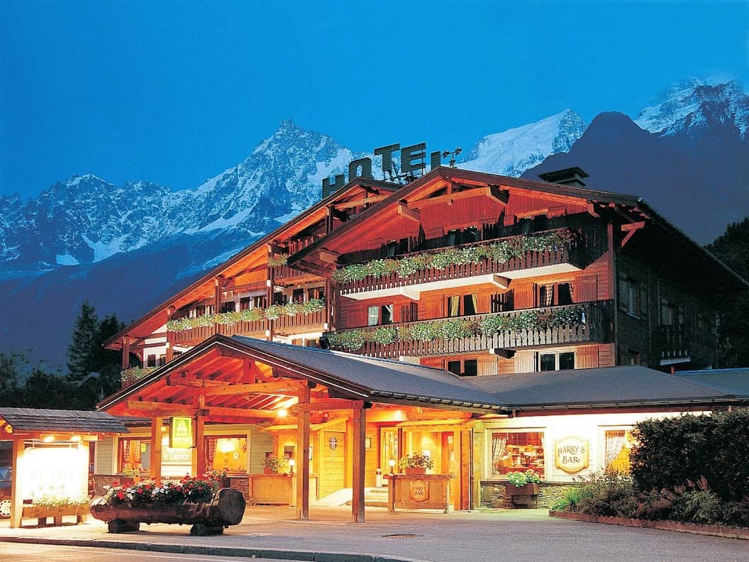 Chalet Hôtel du Bois : la grande piscine des familles aux Houches